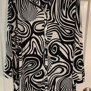 Black & White Abstract Pattern Button-Up Shirt Dress
